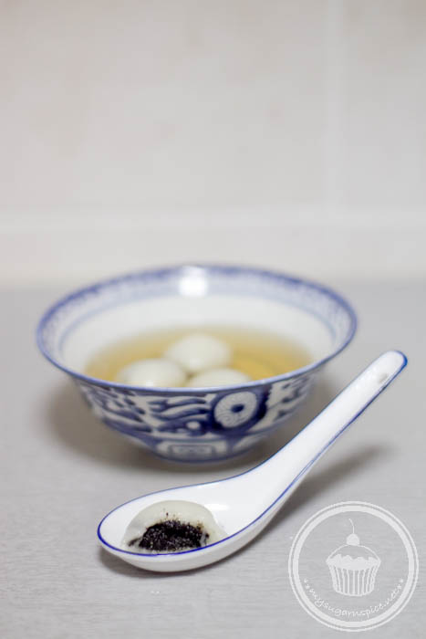 Tang Yuan / 芝麻湯圓